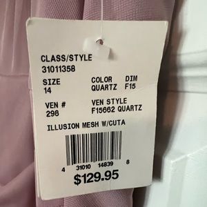 Brand new never worn Quartz dress from David’s Bridal. Must go!